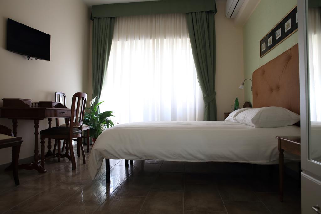 Anice Guesthouse Rome Exterior photo